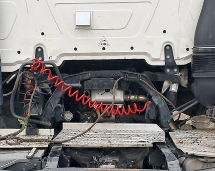 Белый Мерседес Актрос, объемом двигателя 12.9 л и пробегом 870 тыс. км за 10000 $, фото 3 на Automoto.ua