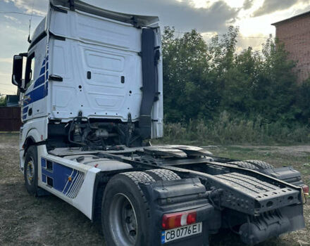 Белый Мерседес Актрос, объемом двигателя 12.81 л и пробегом 895 тыс. км за 22000 $, фото 3 на Automoto.ua