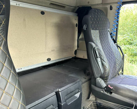 Белый Мерседес Актрос, объемом двигателя 12.81 л и пробегом 895 тыс. км за 22000 $, фото 10 на Automoto.ua