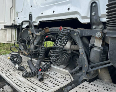 Белый Мерседес Актрос, объемом двигателя 12.81 л и пробегом 895 тыс. км за 22000 $, фото 17 на Automoto.ua