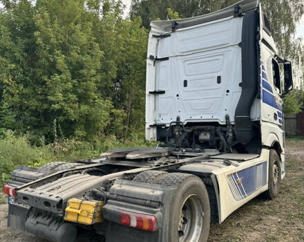 Белый Мерседес Актрос, объемом двигателя 12.81 л и пробегом 895 тыс. км за 22000 $, фото 5 на Automoto.ua