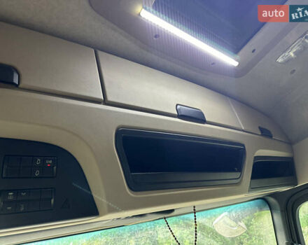 Белый Мерседес Актрос, объемом двигателя 12.81 л и пробегом 895 тыс. км за 22000 $, фото 16 на Automoto.ua