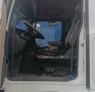 Білий Мерседес Актрос, об'ємом двигуна 12.81 л та пробігом 777 тис. км за 15000 $, фото 9 на Automoto.ua