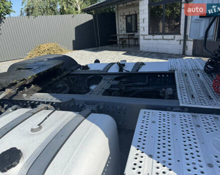 Білий Мерседес Актрос, об'ємом двигуна 12.8 л та пробігом 930 тис. км за 18700 $, фото 3 на Automoto.ua