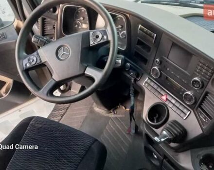 Білий Мерседес Актрос, об'ємом двигуна 12.8 л та пробігом 745 тис. км за 27000 $, фото 45 на Automoto.ua