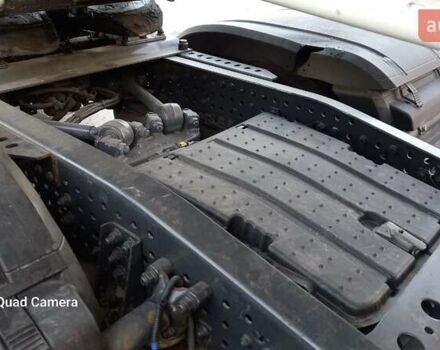 Білий Мерседес Актрос, об'ємом двигуна 12.8 л та пробігом 745 тис. км за 27000 $, фото 5 на Automoto.ua