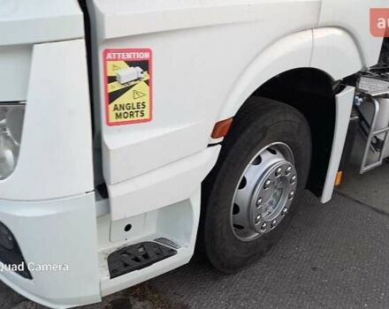 Білий Мерседес Актрос, об'ємом двигуна 12.8 л та пробігом 745 тис. км за 27000 $, фото 18 на Automoto.ua