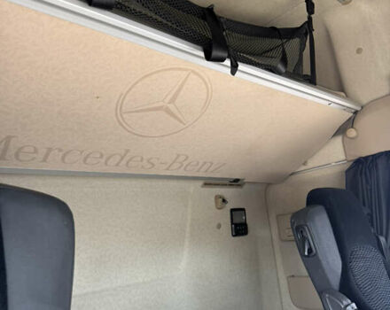 Білий Мерседес Актрос, об'ємом двигуна 12.8 л та пробігом 930 тис. км за 18700 $, фото 9 на Automoto.ua