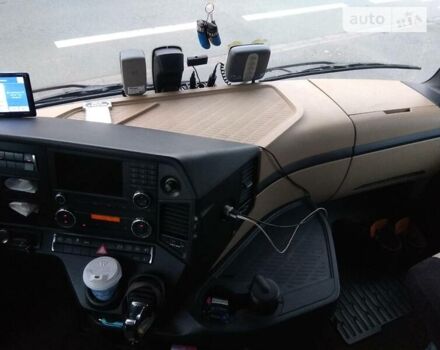 Белый Мерседес Актрос, объемом двигателя 13 л и пробегом 820 тыс. км за 22900 $, фото 13 на Automoto.ua