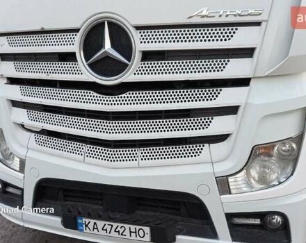 Білий Мерседес Актрос, об'ємом двигуна 12.8 л та пробігом 745 тис. км за 27000 $, фото 10 на Automoto.ua