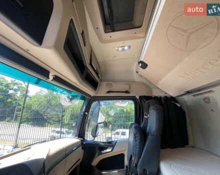 Белый Мерседес Актрос, объемом двигателя 10.7 л и пробегом 996 тыс. км за 16290 $, фото 18 на Automoto.ua