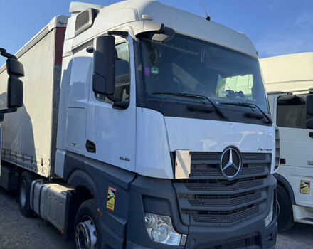 Білий Мерседес Актрос, об'ємом двигуна 12.81 л та пробігом 850 тис. км за 28000 $, фото 2 на Automoto.ua