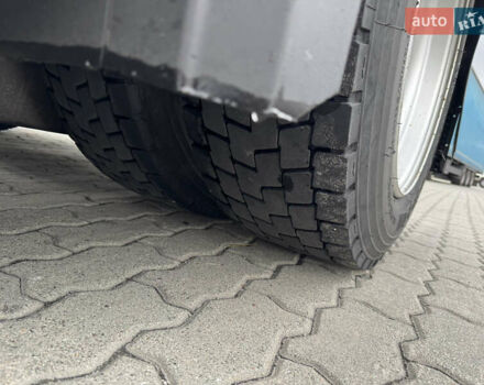 Белый Мерседес Актрос, объемом двигателя 12.8 л и пробегом 859 тыс. км за 28000 $, фото 5 на Automoto.ua