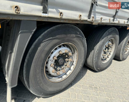 Белый Мерседес Актрос, объемом двигателя 12.81 л и пробегом 710 тыс. км за 34000 $, фото 11 на Automoto.ua