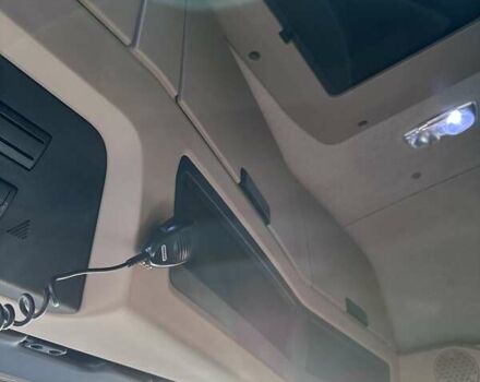 Белый Мерседес Актрос, объемом двигателя 12.81 л и пробегом 735 тыс. км за 35500 $, фото 5 на Automoto.ua