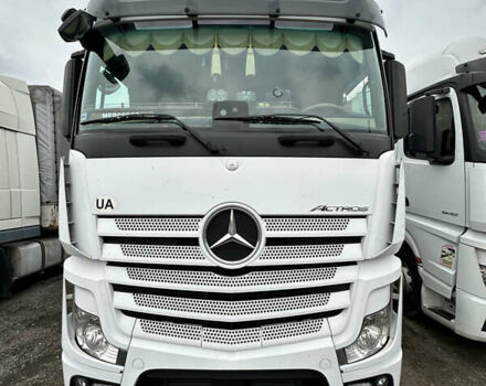 Білий Мерседес Актрос, об'ємом двигуна 12.81 л та пробігом 1000 тис. км за 30000 $, фото 2 на Automoto.ua