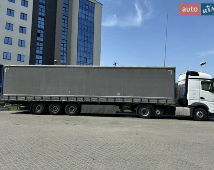 Белый Мерседес Актрос, объемом двигателя 12.81 л и пробегом 710 тыс. км за 34000 $, фото 14 на Automoto.ua