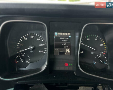 Белый Мерседес Актрос, объемом двигателя 12.81 л и пробегом 809 тыс. км за 30000 $, фото 45 на Automoto.ua