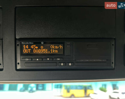Белый Мерседес Актрос, объемом двигателя 12.81 л и пробегом 809 тыс. км за 30000 $, фото 46 на Automoto.ua