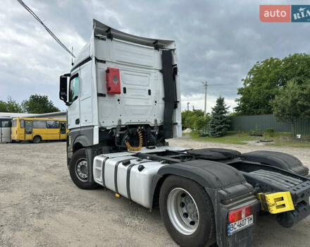 Белый Мерседес Актрос, объемом двигателя 12.81 л и пробегом 809 тыс. км за 30000 $, фото 18 на Automoto.ua