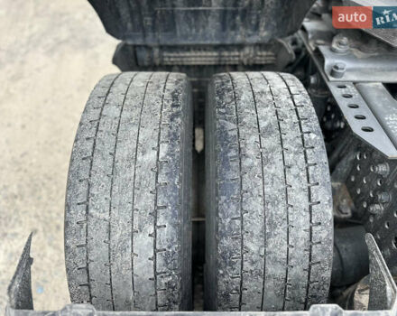 Белый Мерседес Актрос, объемом двигателя 12.81 л и пробегом 809 тыс. км за 30000 $, фото 37 на Automoto.ua