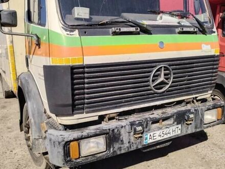 Мерседес Актрос 1998 в Кривом Роге на Automoto.ua Белый Мерседес Актрос, объемом двигателя 11.31 л и пробегом 701 тыс. км за 5600 $, фото 1 на Automoto.ua