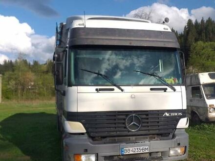 Белый Мерседес Актрос, объемом двигателя 11.95 л и пробегом 9 тыс. км за 5600 $, фото 1 на Automoto.ua