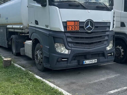 Мерседес Актрос 2012 в Киеве на Automoto.ua Белый Мерседес Актрос, объемом двигателя 12 л и пробегом 778 тыс. км за 11900 $, фото 1 на Automoto.ua