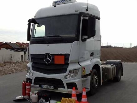 Мерседес Актрос 2014 у Тернополі на Automoto.ua Білий Мерседес Актрос, об'ємом двигуна 10.68 л та пробігом 850 тис. км за 12000 $, фото 1 на Automoto.ua