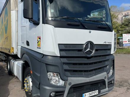 Білий Мерседес Актрос, об'ємом двигуна 12.6 л та пробігом 1 тис. км за 16500 $, фото 1 на Automoto.ua