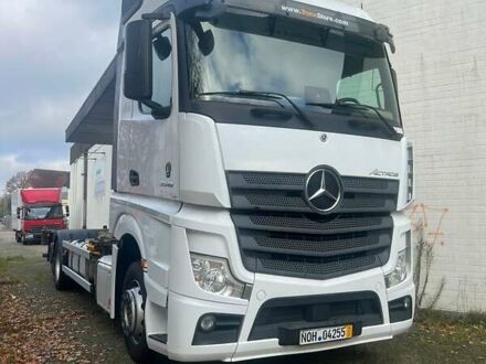 Белый Мерседес Актрос, объемом двигателя 12.8 л и пробегом 629 тыс. км за 69900 $, фото 1 на Automoto.ua