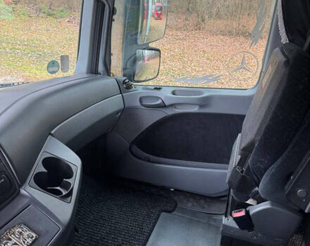 Черный Мерседес Актрос, объемом двигателя 12 л и пробегом 1 тыс. км за 23000 $, фото 2 на Automoto.ua