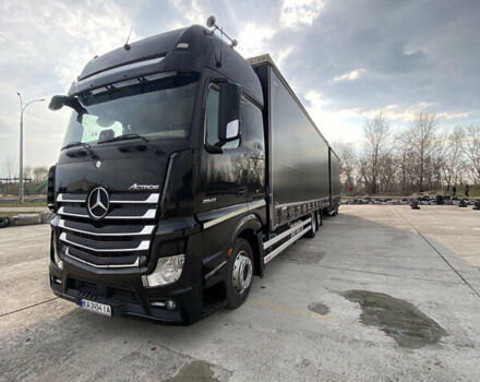 Чорний Мерседес Актрос, об'ємом двигуна 10.6 л та пробігом 880 тис. км за 53599 $, фото 1 на Automoto.ua