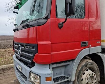 Красный Мерседес Актрос, объемом двигателя 11.96 л и пробегом 747 тыс. км за 30000 $, фото 16 на Automoto.ua