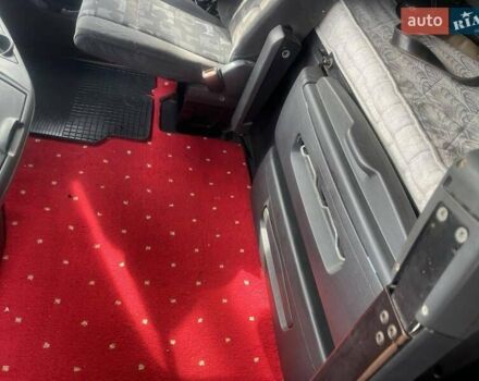 Червоний Мерседес Актрос, об'ємом двигуна 0 л та пробігом 192 тис. км за 16499 $, фото 15 на Automoto.ua