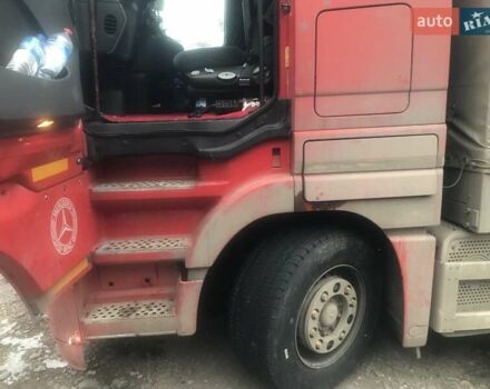 Червоний Мерседес Актрос, об'ємом двигуна 0 л та пробігом 192 тис. км за 16499 $, фото 29 на Automoto.ua