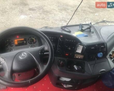 Червоний Мерседес Актрос, об'ємом двигуна 0 л та пробігом 192 тис. км за 16499 $, фото 23 на Automoto.ua