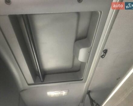 Червоний Мерседес Актрос, об'ємом двигуна 0 л та пробігом 192 тис. км за 16499 $, фото 21 на Automoto.ua