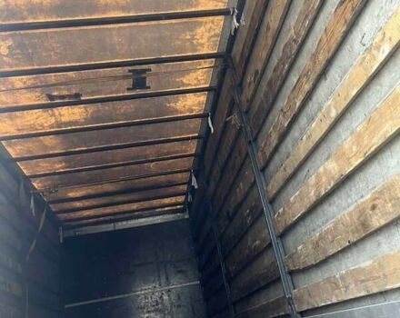 Червоний Мерседес Актрос, об'ємом двигуна 0 л та пробігом 192 тис. км за 16499 $, фото 16 на Automoto.ua