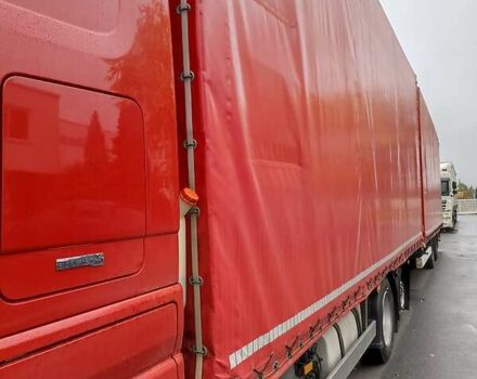 Красный Мерседес Актрос, объемом двигателя 12 л и пробегом 300 тыс. км за 30000 $, фото 9 на Automoto.ua