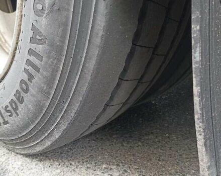 Красный Мерседес Актрос, объемом двигателя 12 л и пробегом 300 тыс. км за 30000 $, фото 10 на Automoto.ua