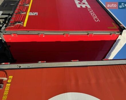 Красный Мерседес Актрос, объемом двигателя 12.81 л и пробегом 993 тыс. км за 47000 $, фото 16 на Automoto.ua