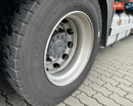 Красный Мерседес Актрос, объемом двигателя 12.81 л и пробегом 985 тыс. км за 48500 $, фото 11 на Automoto.ua