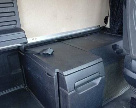 Красный Мерседес Актрос, объемом двигателя 12.81 л и пробегом 905 тыс. км за 23700 $, фото 14 на Automoto.ua