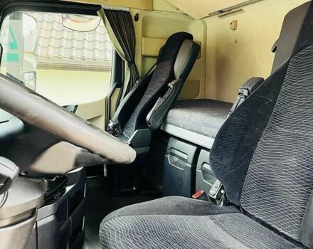 Червоний Мерседес Актрос, об'ємом двигуна 0 л та пробігом 950 тис. км за 15000 $, фото 9 на Automoto.ua