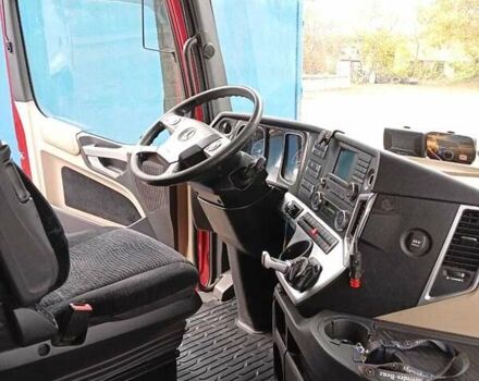 Красный Мерседес Актрос, объемом двигателя 12.81 л и пробегом 905 тыс. км за 23700 $, фото 12 на Automoto.ua