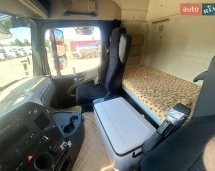 Красный Мерседес Актрос, объемом двигателя 12.9 л и пробегом 1 тыс. км за 16900 $, фото 5 на Automoto.ua