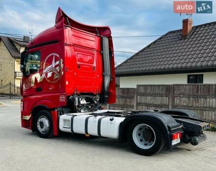 Червоний Мерседес Актрос, об'ємом двигуна 0 л та пробігом 950 тис. км за 15000 $, фото 7 на Automoto.ua