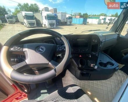 Красный Мерседес Актрос, объемом двигателя 12.9 л и пробегом 1 тыс. км за 16900 $, фото 6 на Automoto.ua