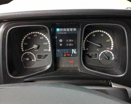 Красный Мерседес Актрос, объемом двигателя 12.81 л и пробегом 905 тыс. км за 23700 $, фото 8 на Automoto.ua